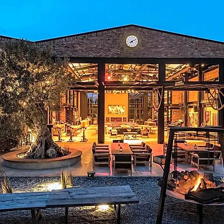 Hotel Warehouse By The (adults Only)