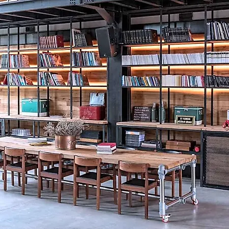 Szálloda Warehouse By The (adults Only) 5*