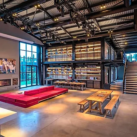 Hotel Warehouse By The (adults Only)